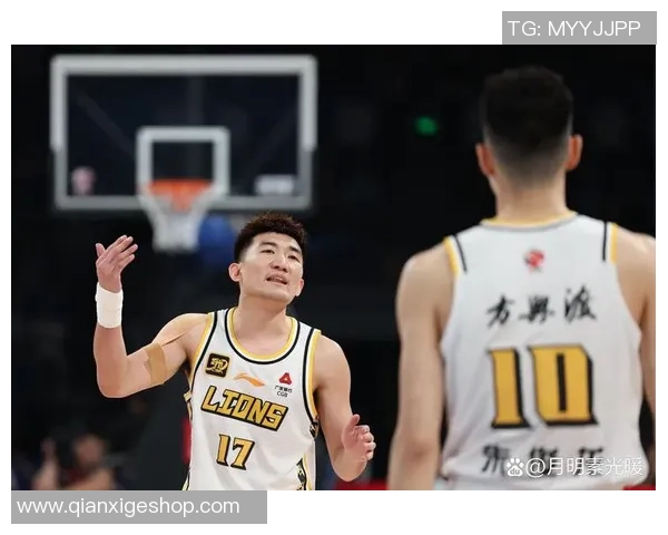 CBA精彩回放广东队对阵同曦队的激烈对决全程回顾与分析